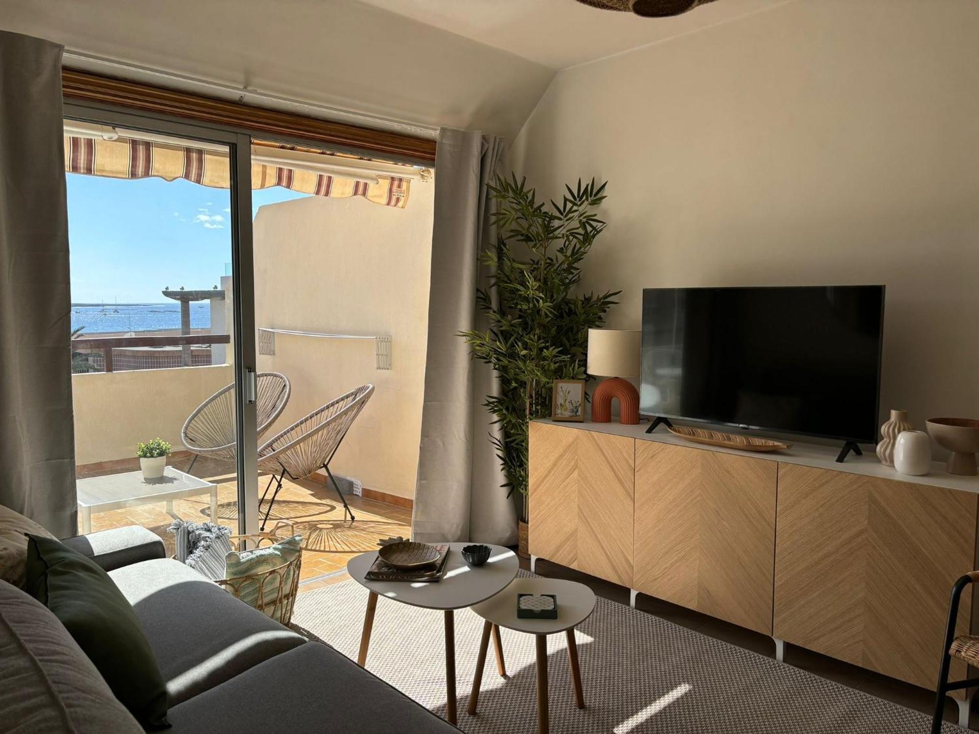 Seaview Apartment - Los Cristianos Лос Кристианос Екстериор снимка